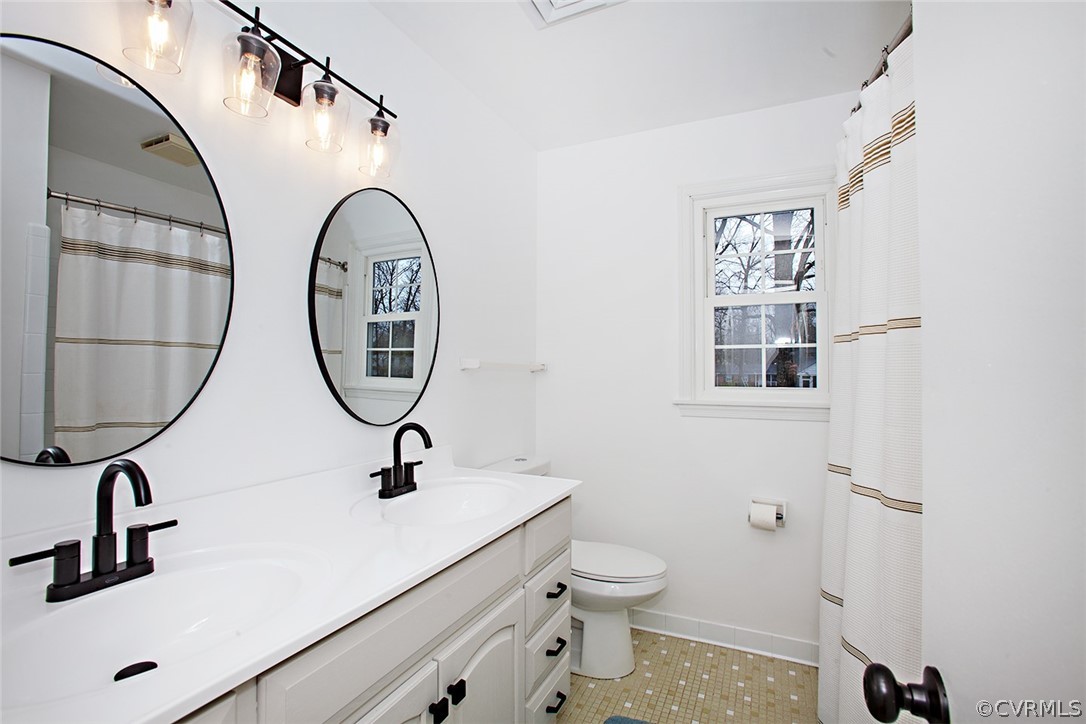 1619 Robindale Road North Chesterfield, VA 23235 - Photo 33 of 46 Gallery Image 33