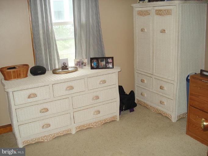 6 Mills Road Gaithersburg, MD 20877 - Photo 17 of 28 Bedroom #2