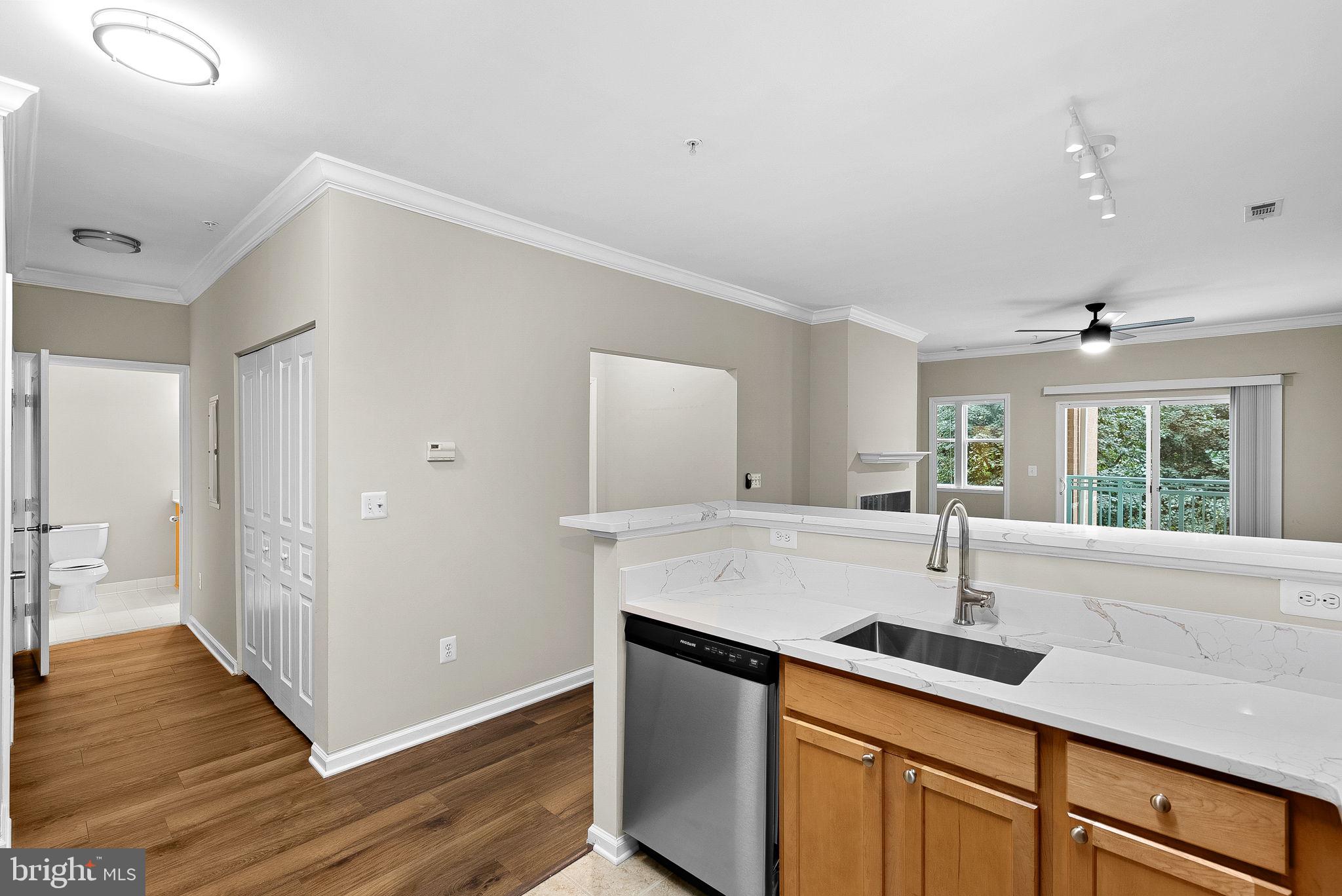 12000 Market Street, Unit 329 Reston, VA 20190 - Photo 18 of 56 Gallery Image 18