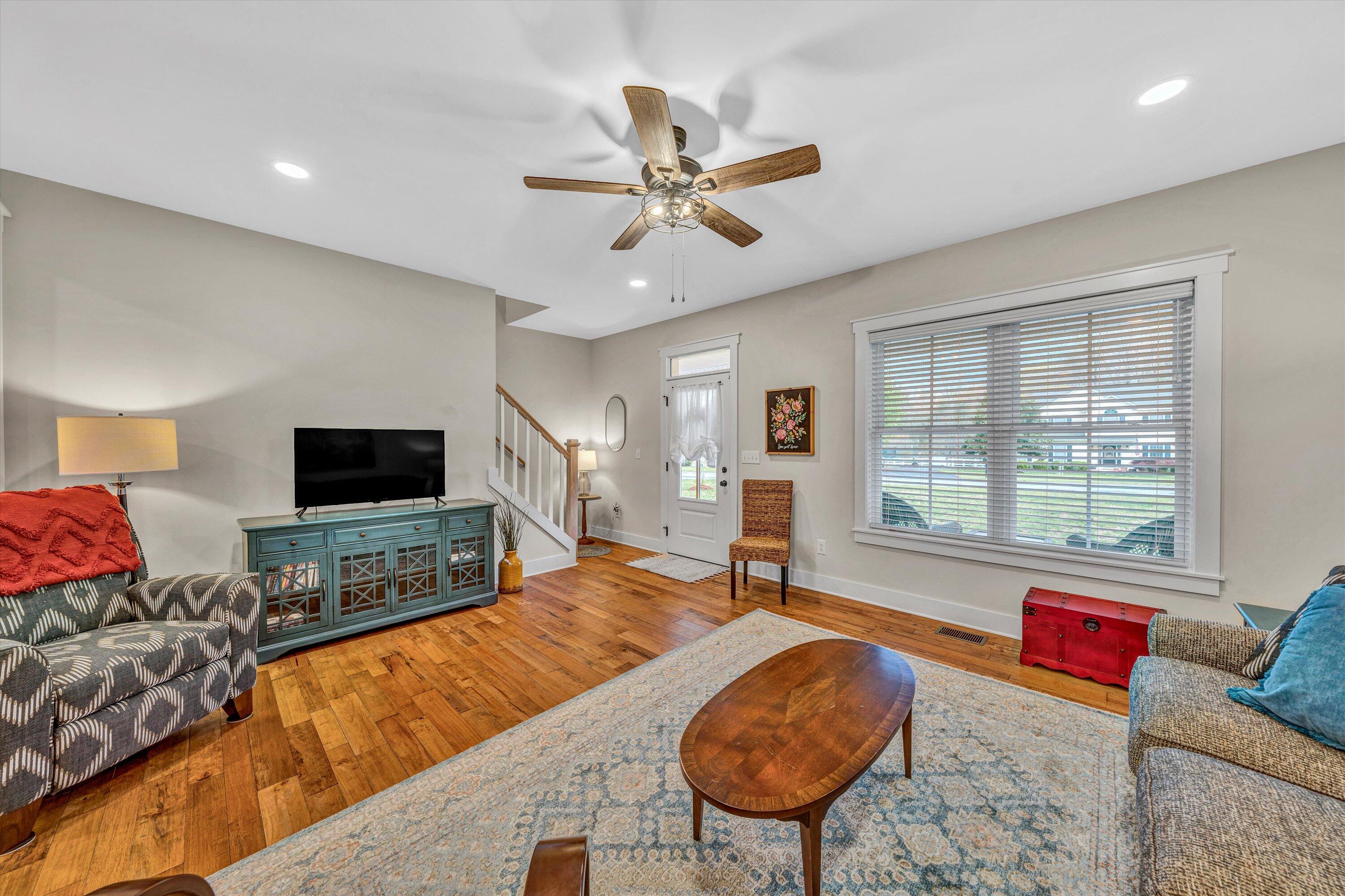 389 Carroll Road Hardy, VA 24101 - Photo 5 of 35 389 Carroll Drive