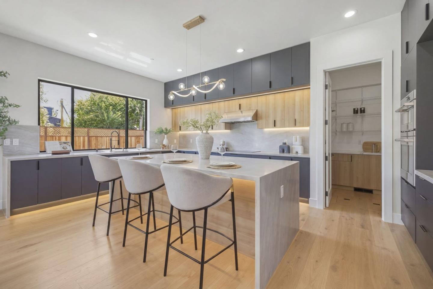 1691 Springer Road Mountain View, CA 94040 - Photo 10 of 41