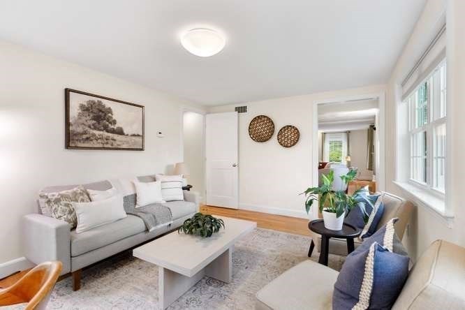 40 Spring Street Lexington, MA 02421 - Photo 18 of 38 Gallery Image 18