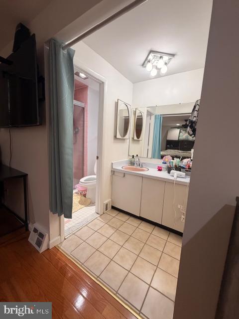 810 Kendrick Street Philadelphia, PA 19111 - Photo 23 of 45 a room with a bed and a view of bathroom