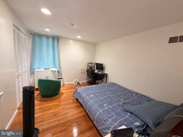 810 Kendrick Street Philadelphia, PA 19111 - Photo 25 of 45 a bedroom with a bed and a window