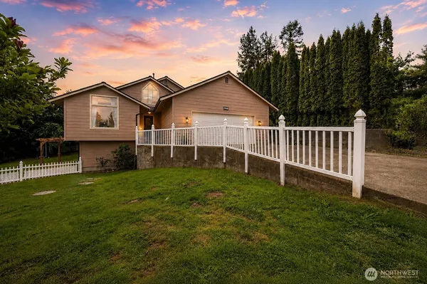 $589,900 | 1314 Starlite Court Southeast, Lacey, WA 98503