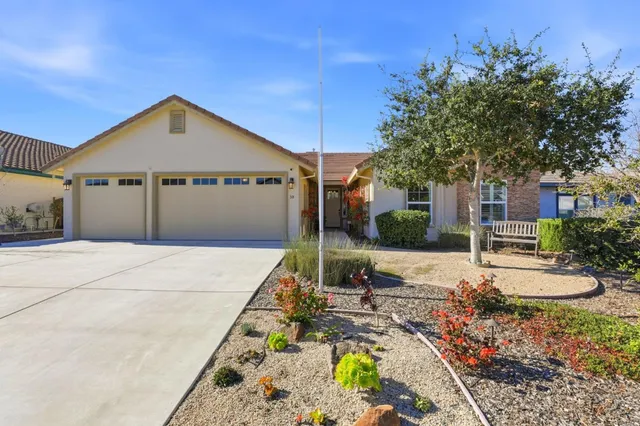 $1,049,000 | 30 Tyler Court, Hollister, CA 95023