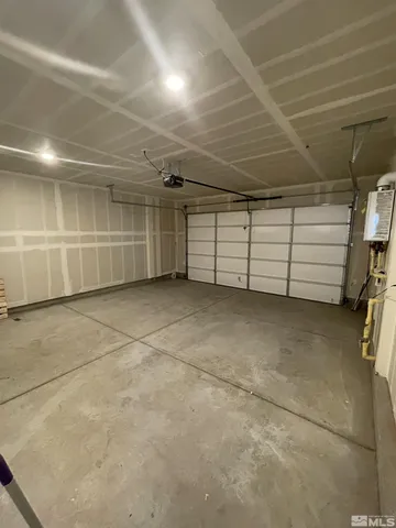 $2,400 | 8839 Wolf Moon Drive, Reno, NV 89506