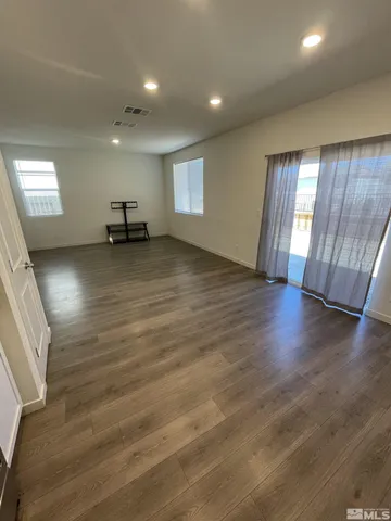 $2,400 | 8839 Wolf Moon Drive, Reno, NV 89506