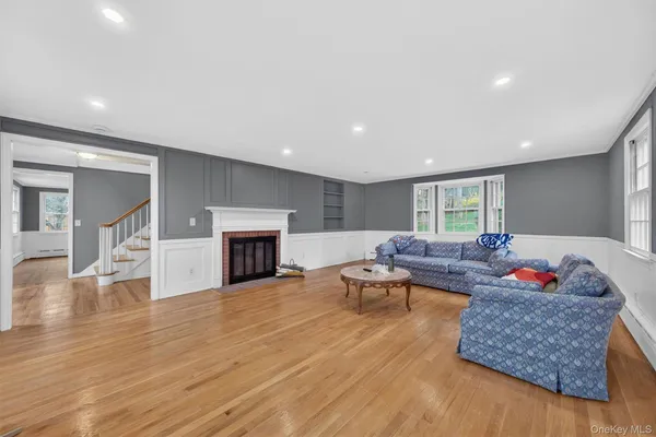 $599,000 | 4 Scenic Drive, Poughkeepsie, NY 12603