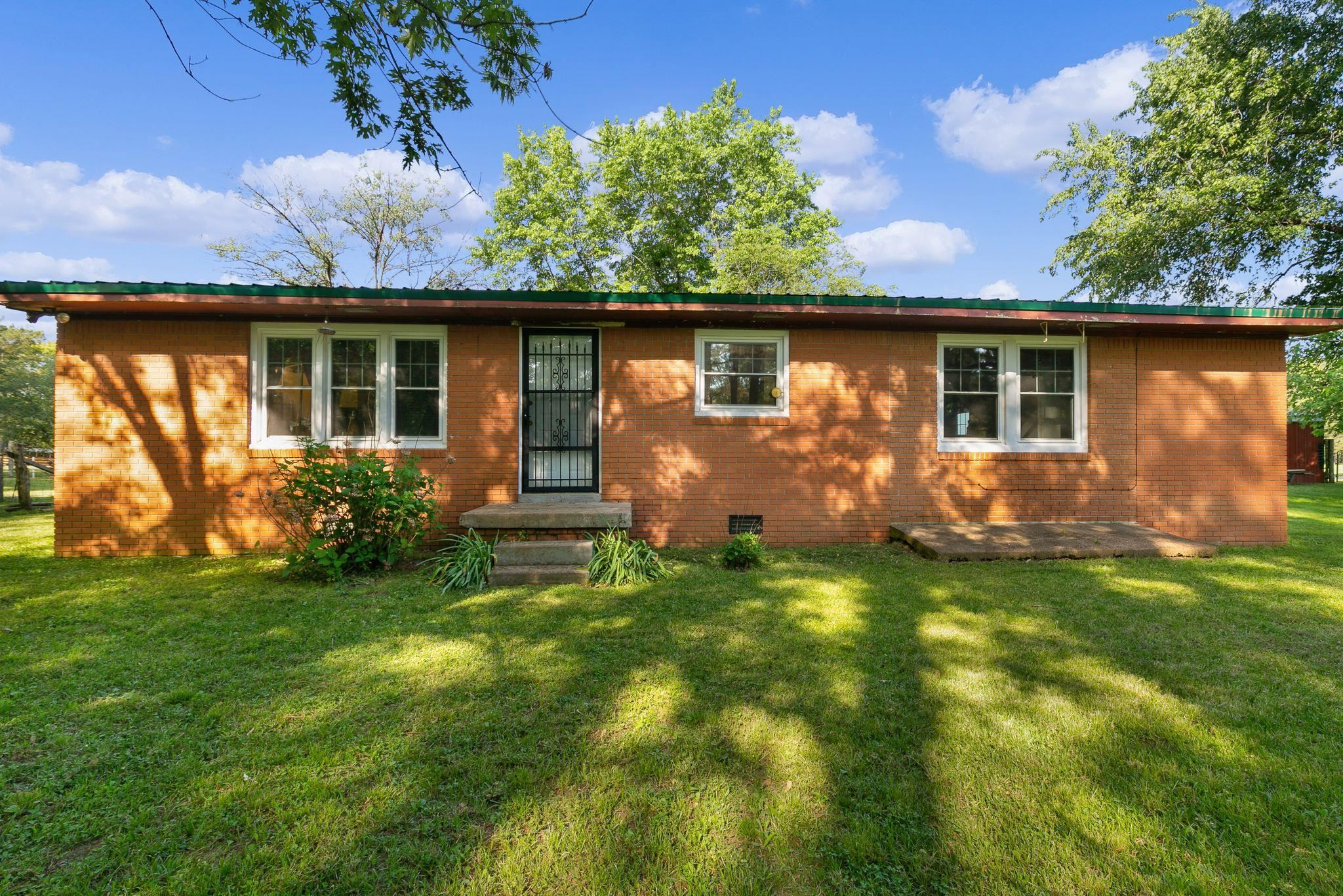 3095 Three Bridges Road Mansfield, TN 38236 - Photo 2 of 18 Photo 2