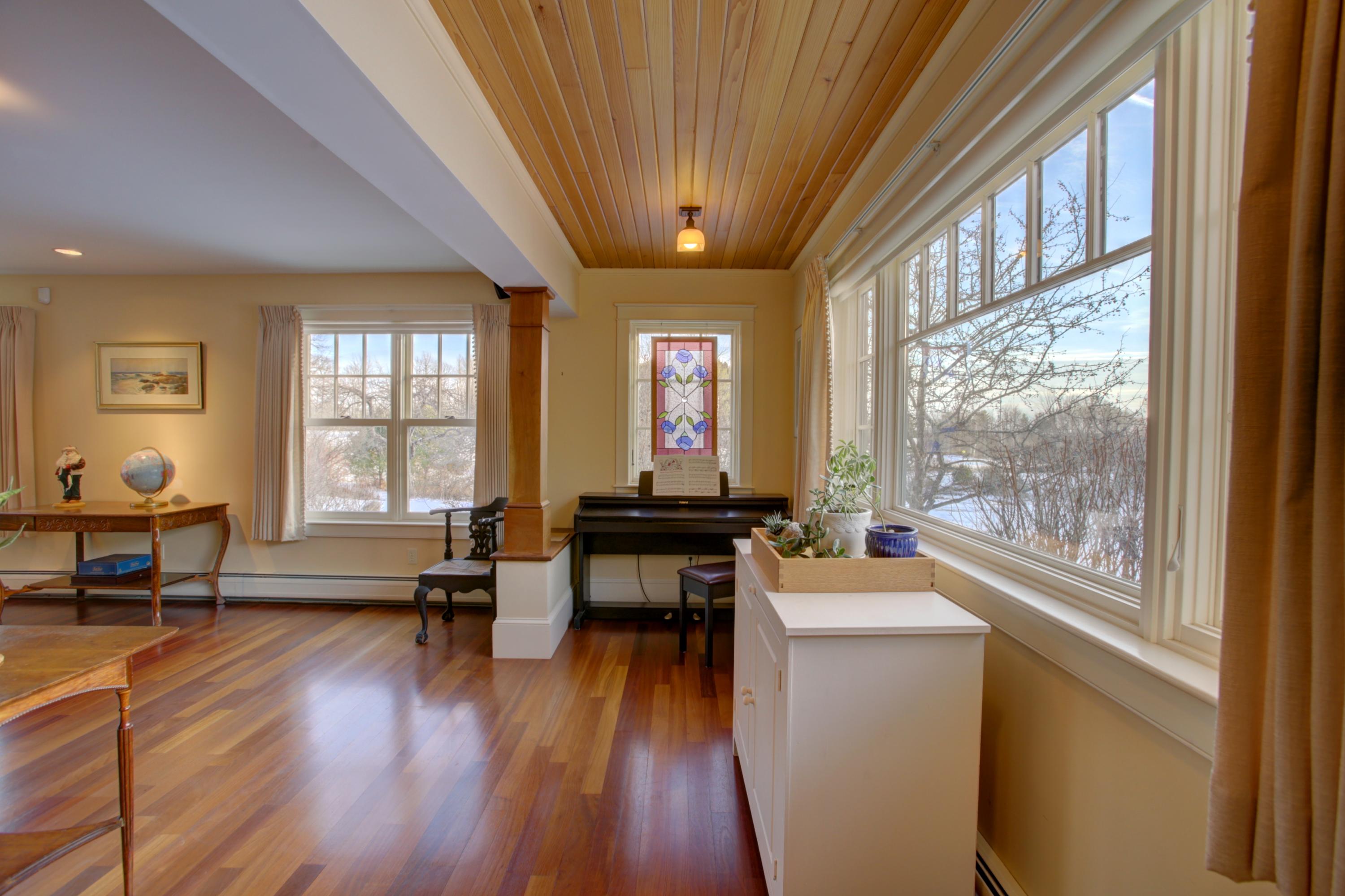 70 Desert Road Freeport, ME 04032 - Photo 8 of 46 41