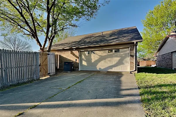 $2,145 | 617 Lookout Trail, Plano, TX 75023
