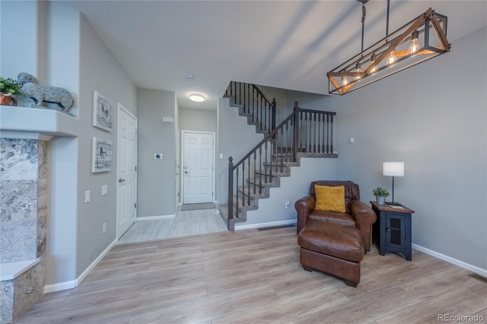 6304 Trailhead Road Highlands Ranch, CO 80130 - Photo 10 of 42 Gallery Image 10
