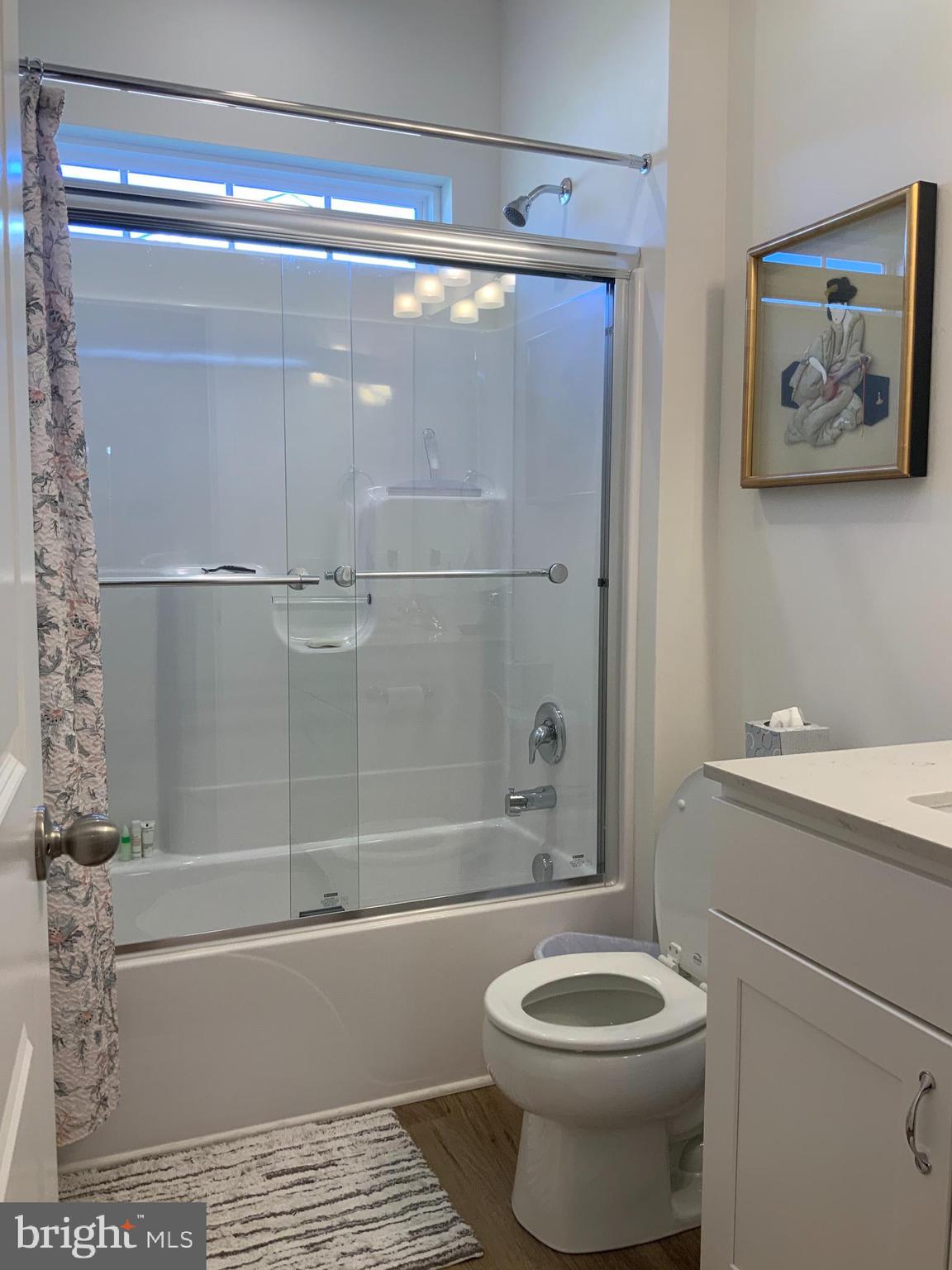 920 Robinson Road Townsend, DE 19734 - Photo 12 of 54 Hall bathroom