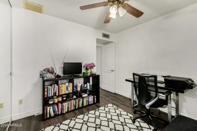 $489,000 | 1115 West Santa Cruz Drive, Tempe, AZ 85282