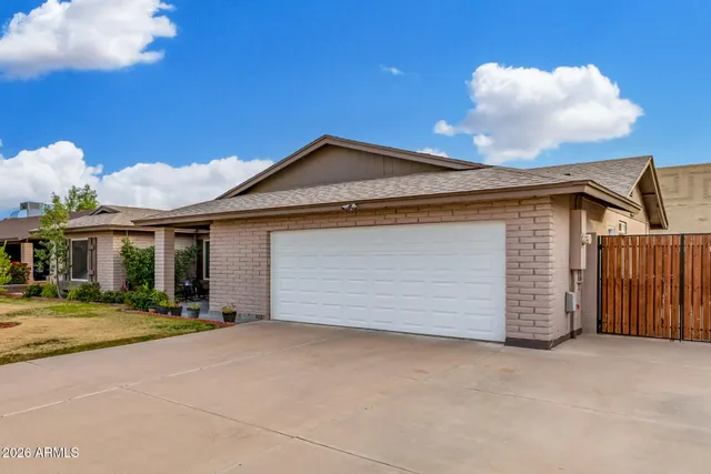 $489,000 | 1115 West Santa Cruz Drive, Tempe, AZ 85282