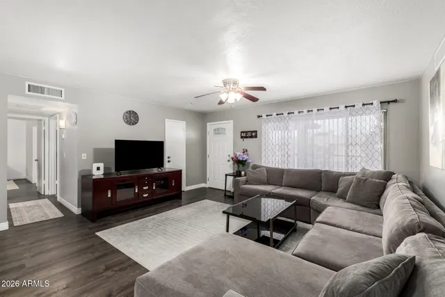 $489,000 | 1115 West Santa Cruz Drive, Tempe, AZ 85282