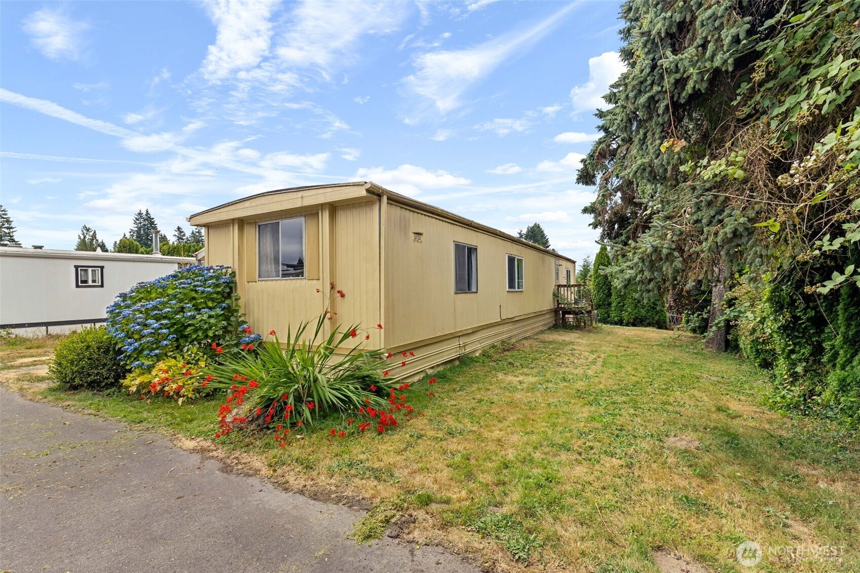 512 Southwest Berry Lake Road, Unit 15 Port Orchard, WA 98367 - Photo 3 of 21 Gallery Image 3