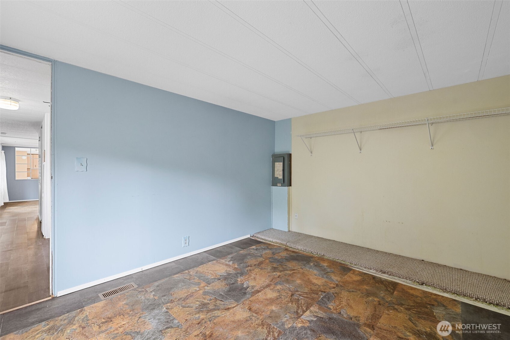 512 Southwest Berry Lake Road, Unit 15 Port Orchard, WA 98367 - Photo 4 of 21 Gallery Image 4