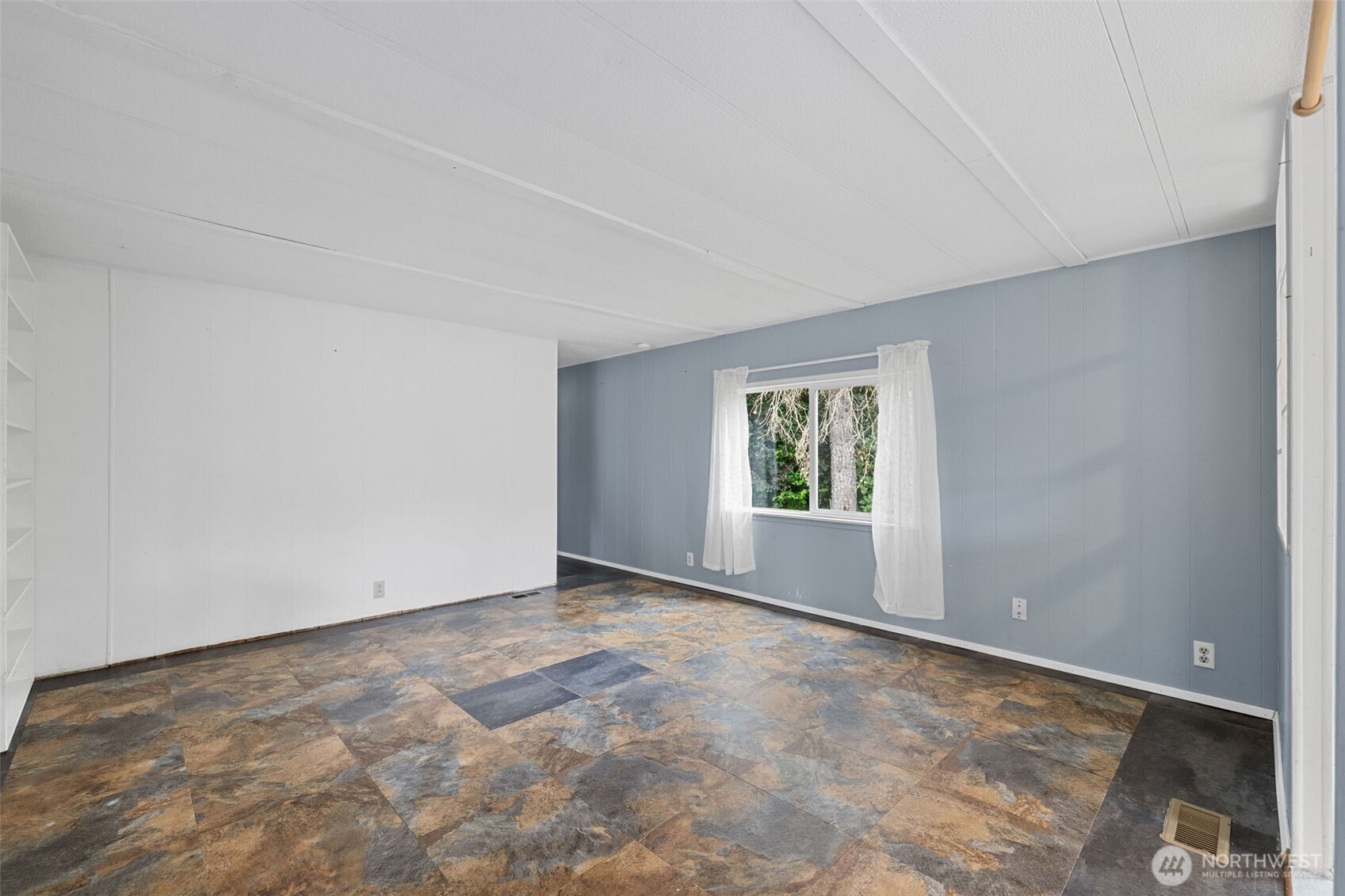512 Southwest Berry Lake Road, Unit 15 Port Orchard, WA 98367 - Photo 5 of 21 Gallery Image 5