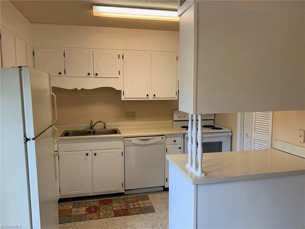 228 Northpoint Avenue, Unit H High Point, NC 27262 - Photo 8 of 15 Gallery Image 8