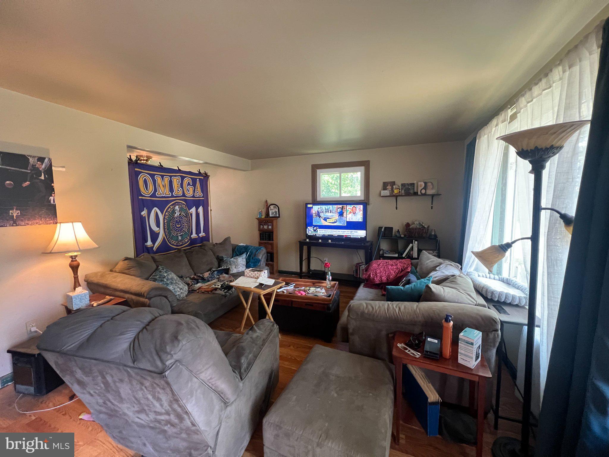 1346 Clarke Road Abington, PA 19001 - Photo 3 of 28 Cozy living space with vibrant decor.