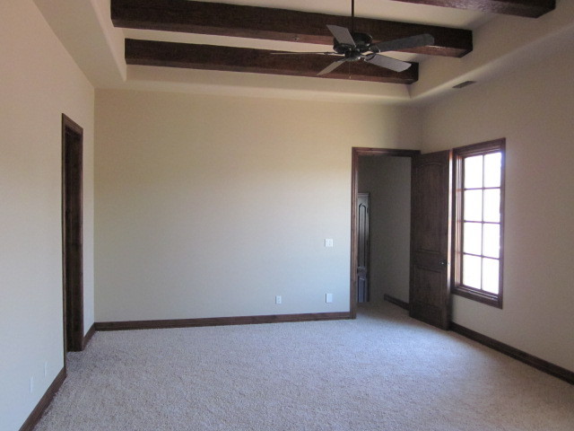 6600 East Doubletree Ranch Road Paradise Valley, AZ 85253 - Photo 20 of 42 a view of an empty room and a window