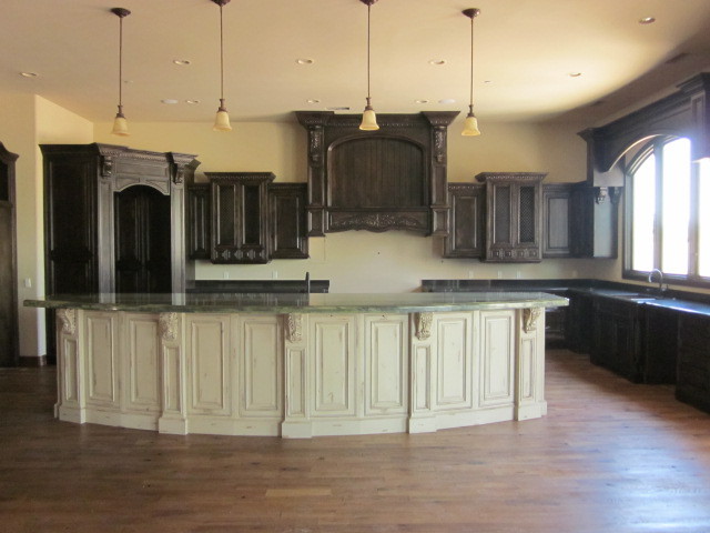 6600 East Doubletree Ranch Road Paradise Valley, AZ 85253 - Photo 25 of 42 a view of kitchen with wooden floor