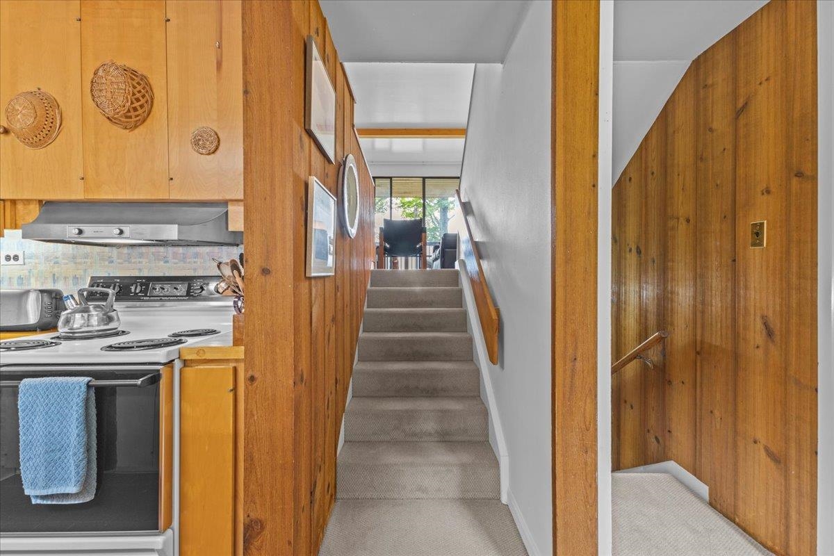 1309 Notchbrook Road, Unit 1AB Stowe, VT 05672 - Photo 19 of 35 Gallery Image 19