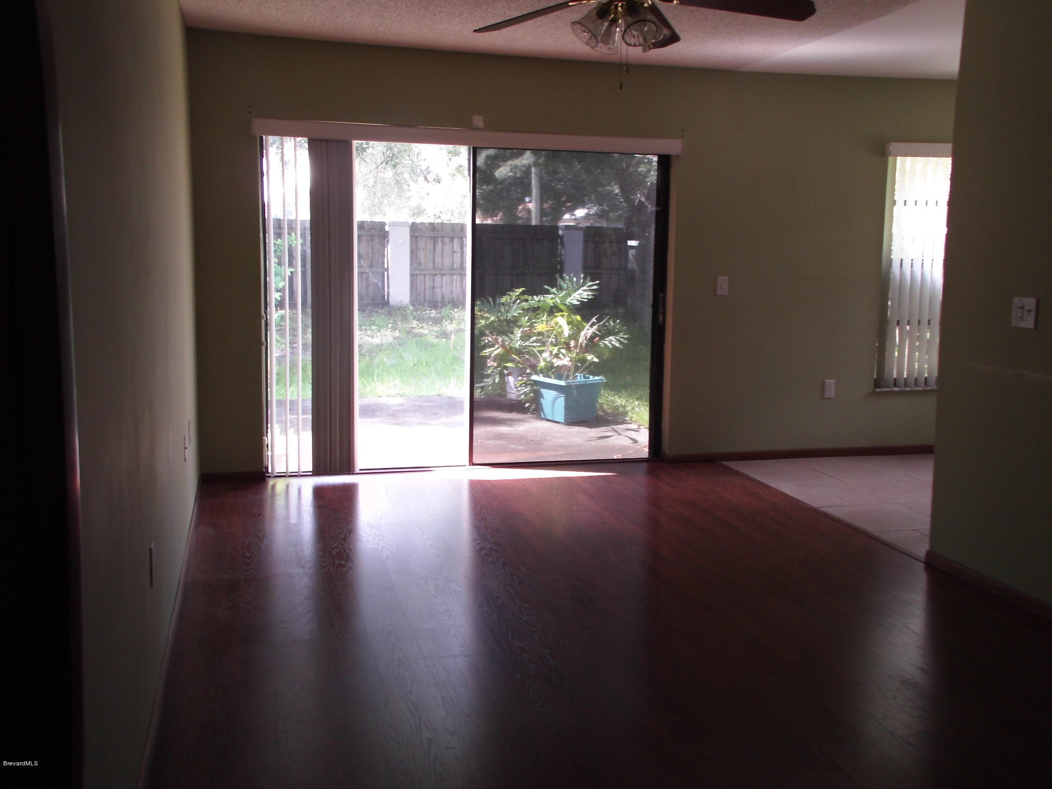 1616 Clover Circle Melbourne, FL 32935 - Photo 8 of 20 Family Room