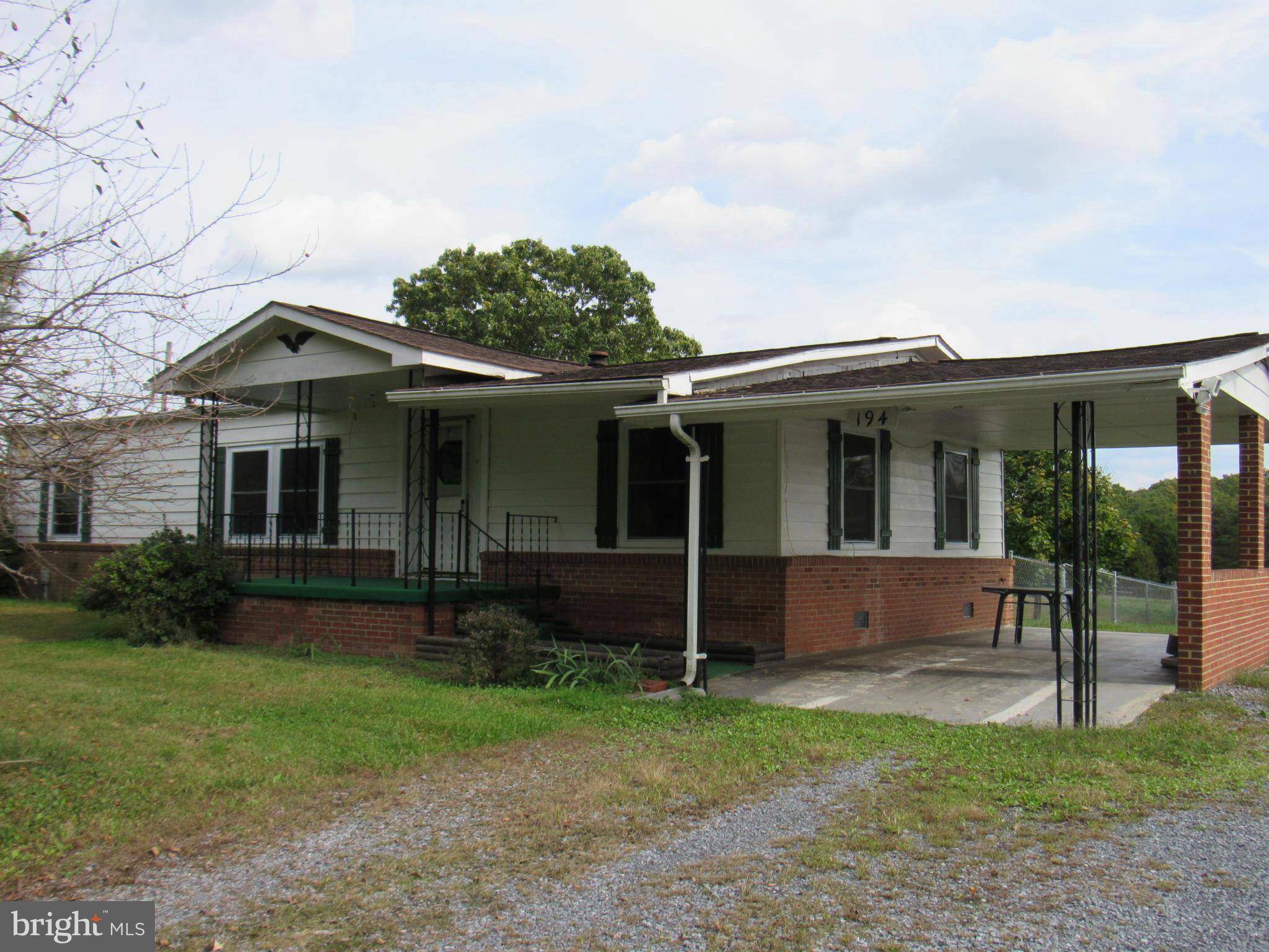 172 Rogers Mill Road Strasburg, VA 22657 - Photo 1 of 23 front view of house with a yard