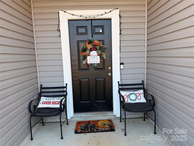 a view of a bench in a patio