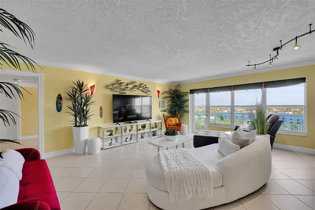 $440,000 | 3900 Galt Ocean Drive, Unit 708, Fort Lauderdale, FL 33308