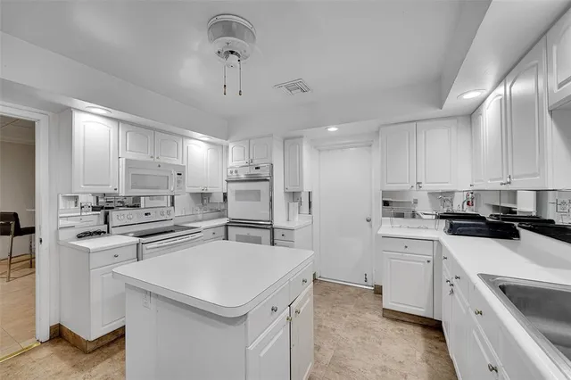 $440,000 | 3900 Galt Ocean Drive, Unit 708, Fort Lauderdale, FL 33308