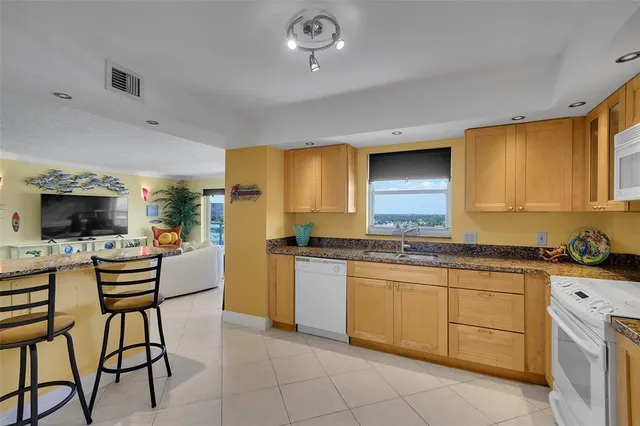$440,000 | 3900 Galt Ocean Drive, Unit 708, Fort Lauderdale, FL 33308