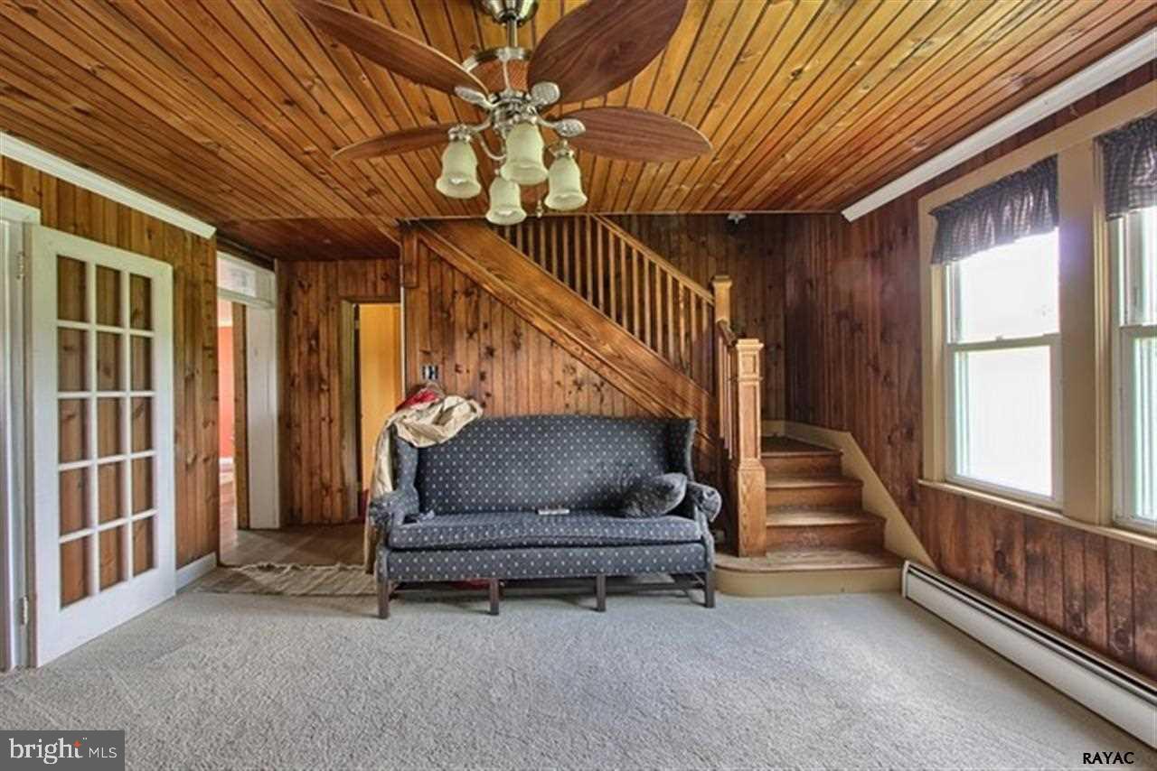 543 Miller Road Delta, PA 17314 - Photo 4 of 28 Gallery Image 4