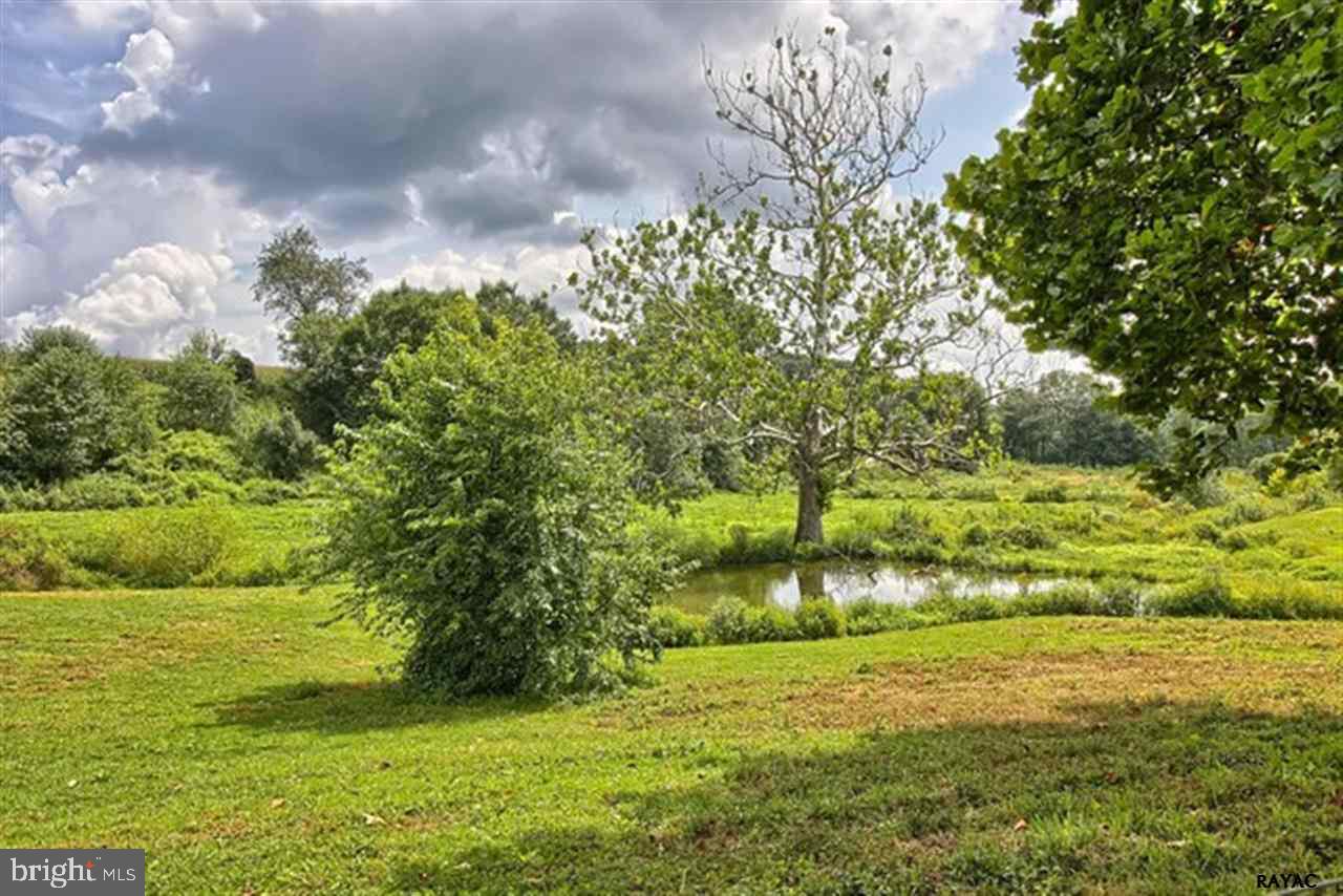 543 Miller Road Delta, PA 17314 - Photo 10 of 28 Gallery Image 10