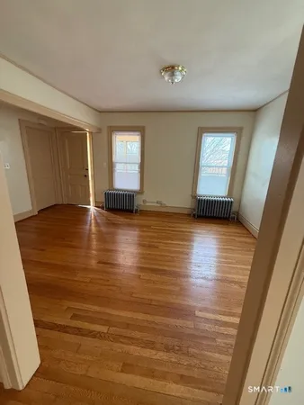 $2,050 | 1694 Broad Street, Unit 2, Hartford, CT 06106