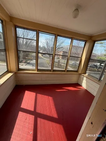 $2,050 | 1694 Broad Street, Unit 2, Hartford, CT 06106