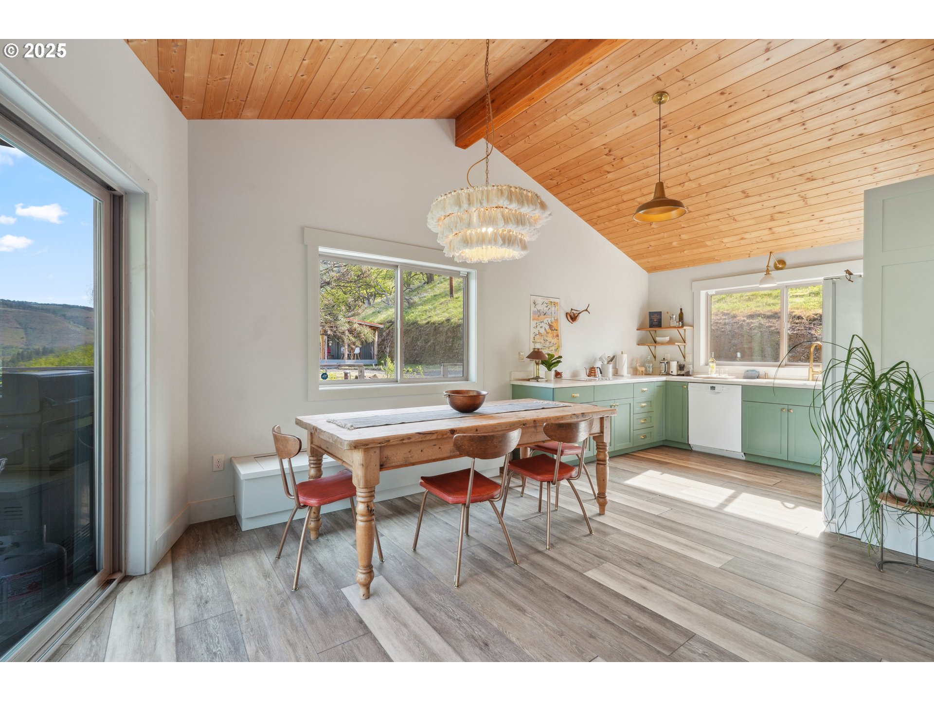 28 Silva Ridge Road Lyle, WA 98635 - Photo 17 of 43 Gallery Image 17