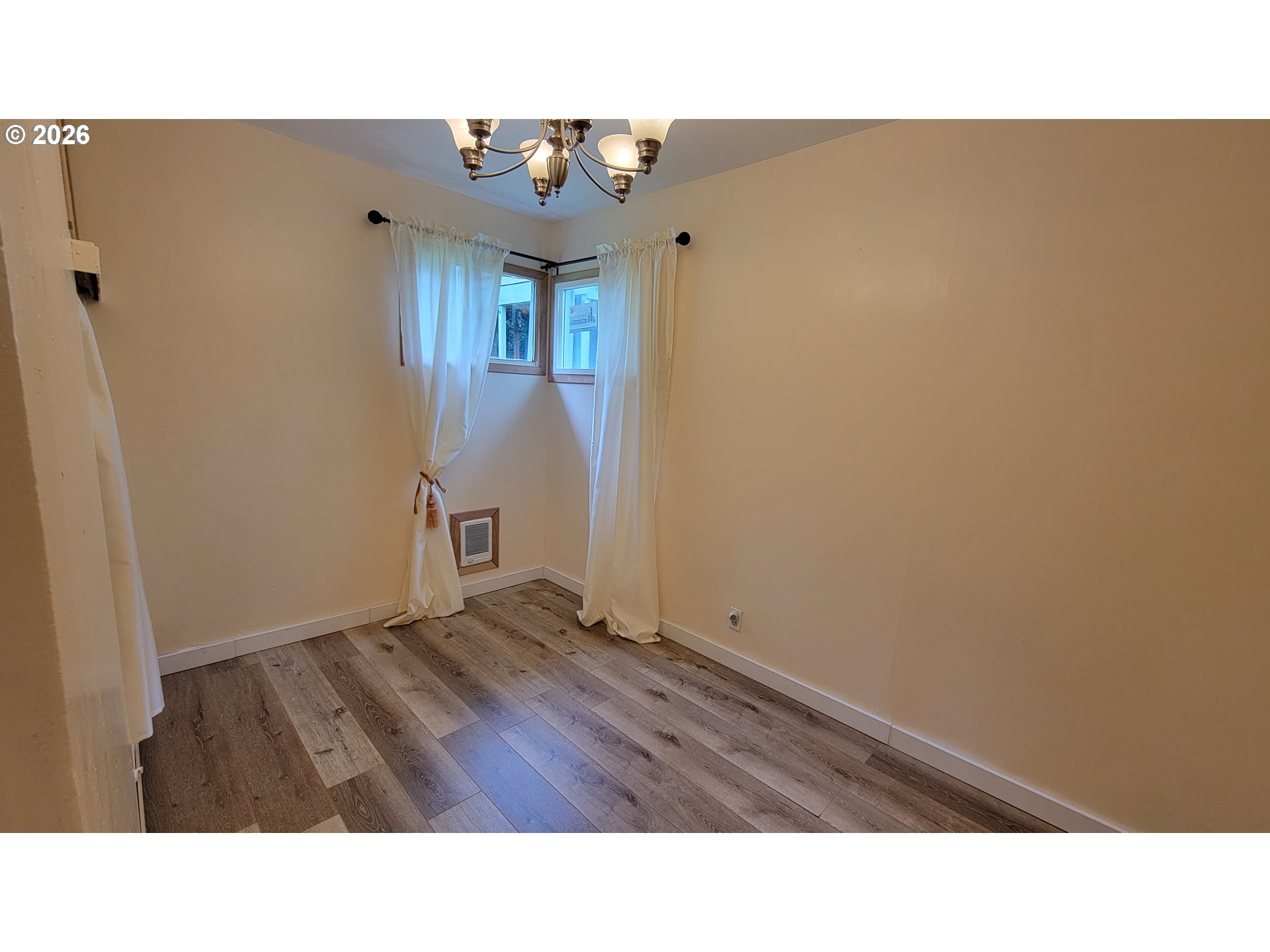 400 State Street North Bend, OR 97459 - Photo 17 of 26
