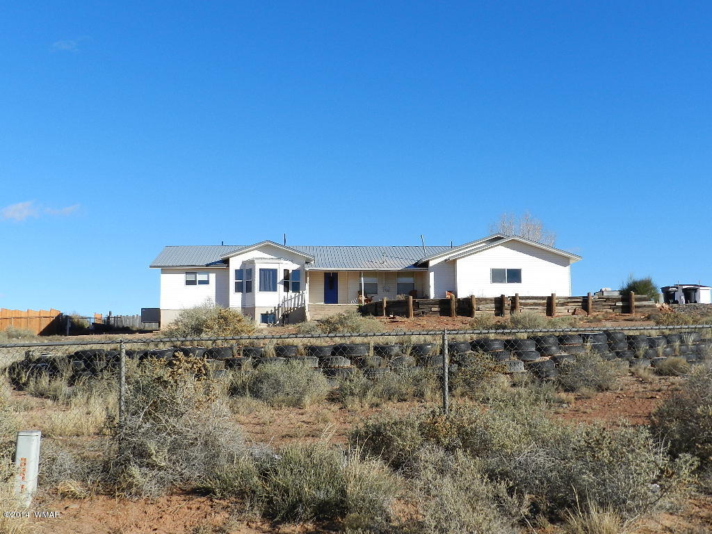 1531 Hunsaker Road Holbrook, AZ 86025 - Photo 1 of 23