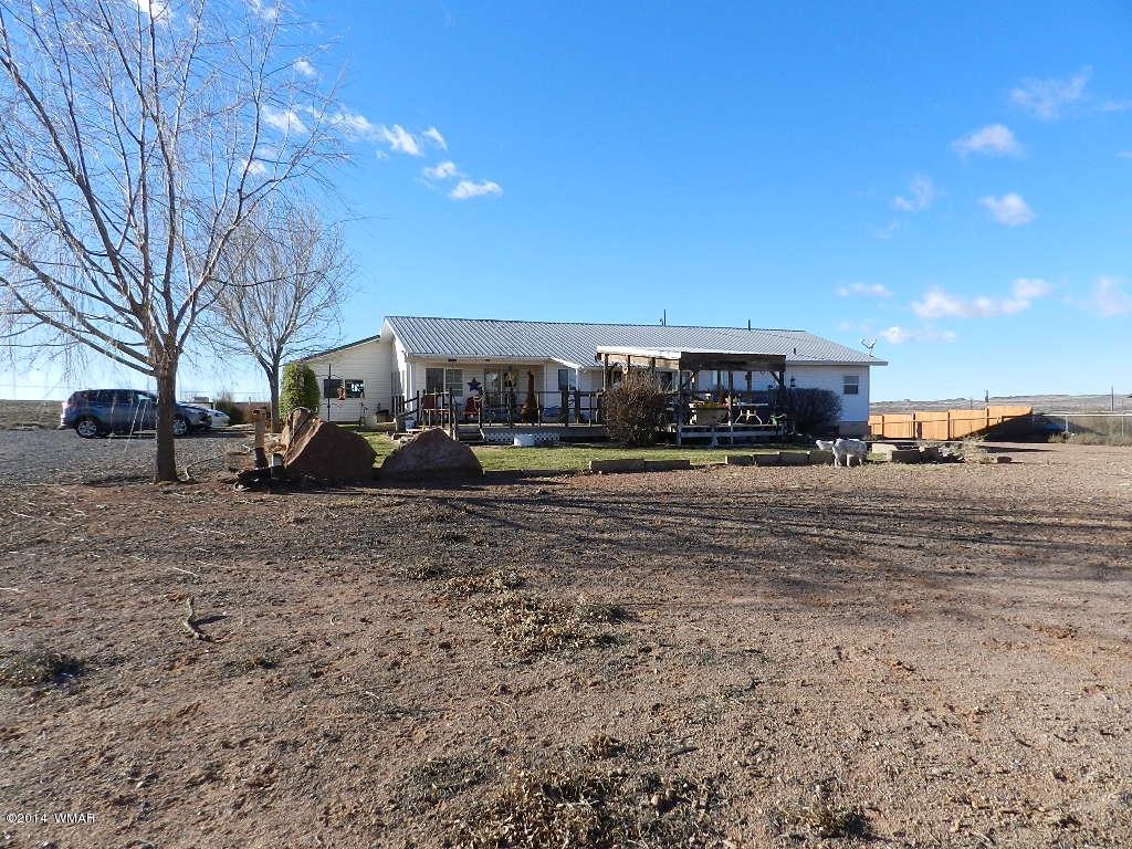 1531 Hunsaker Road Holbrook, AZ 86025 - Photo 3 of 23