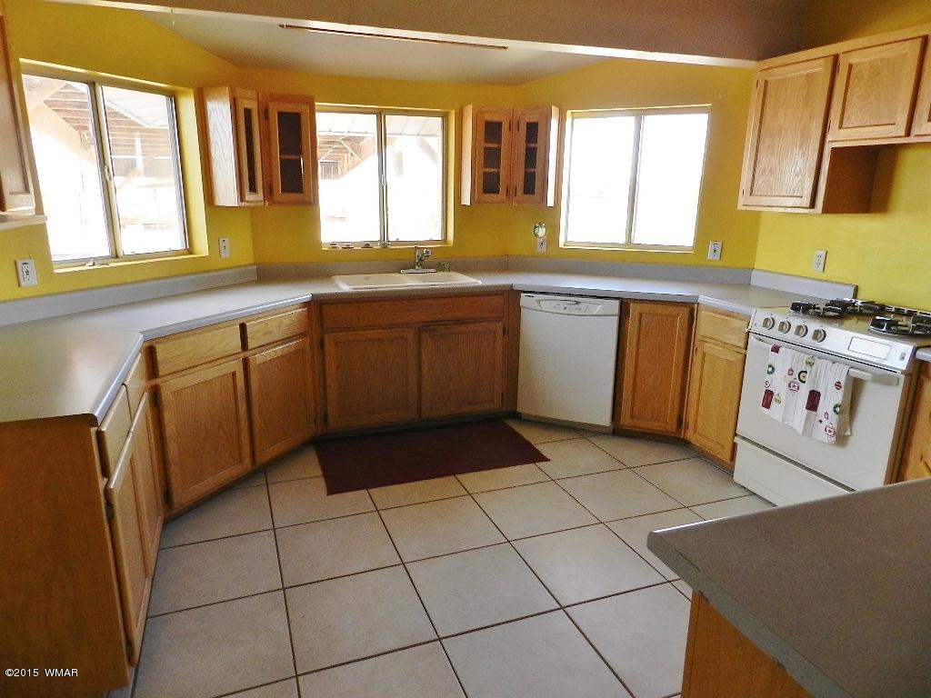 1531 Hunsaker Road Holbrook, AZ 86025 - Photo 6 of 23