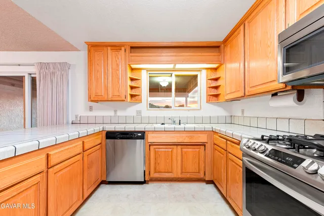 $515,000 | 5603 West Ave M 2, Quartz Hill, CA 93536