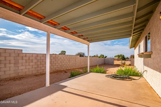 $515,000 | 5603 West Ave M 2, Quartz Hill, CA 93536