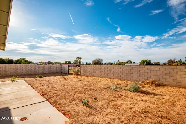 $515,000 | 5603 West Ave M 2, Quartz Hill, CA 93536