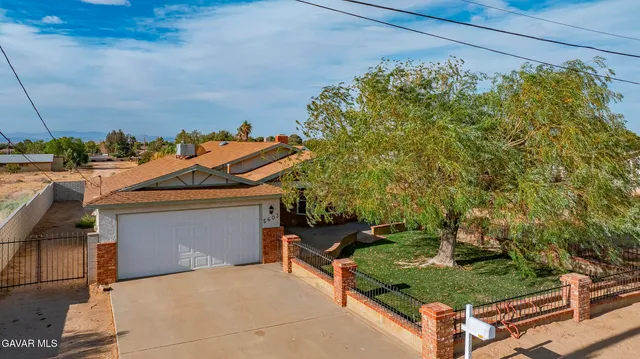 $515,000 | 5603 West Ave M 2, Quartz Hill, CA 93536