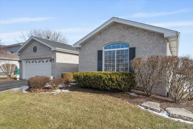 $425,000 | 625 Superior Drive, Romeoville, IL 60446