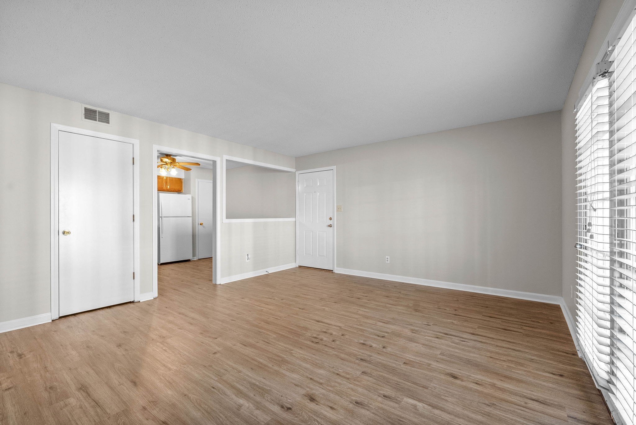 283 Dunbar Cave Road, Unit D Clarksville, TN 37043 - Photo 3 of 11